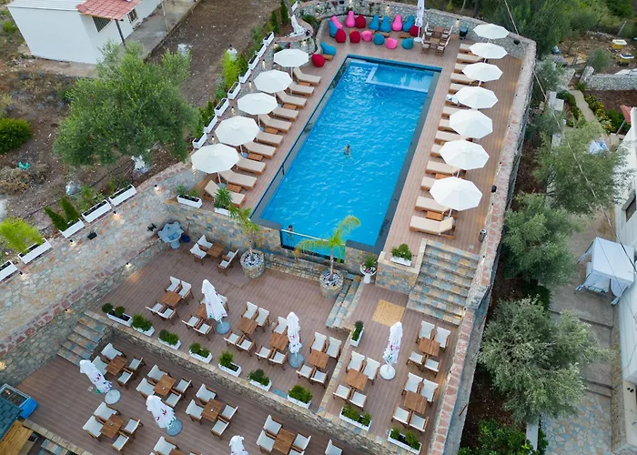 Otel Memaj 4*